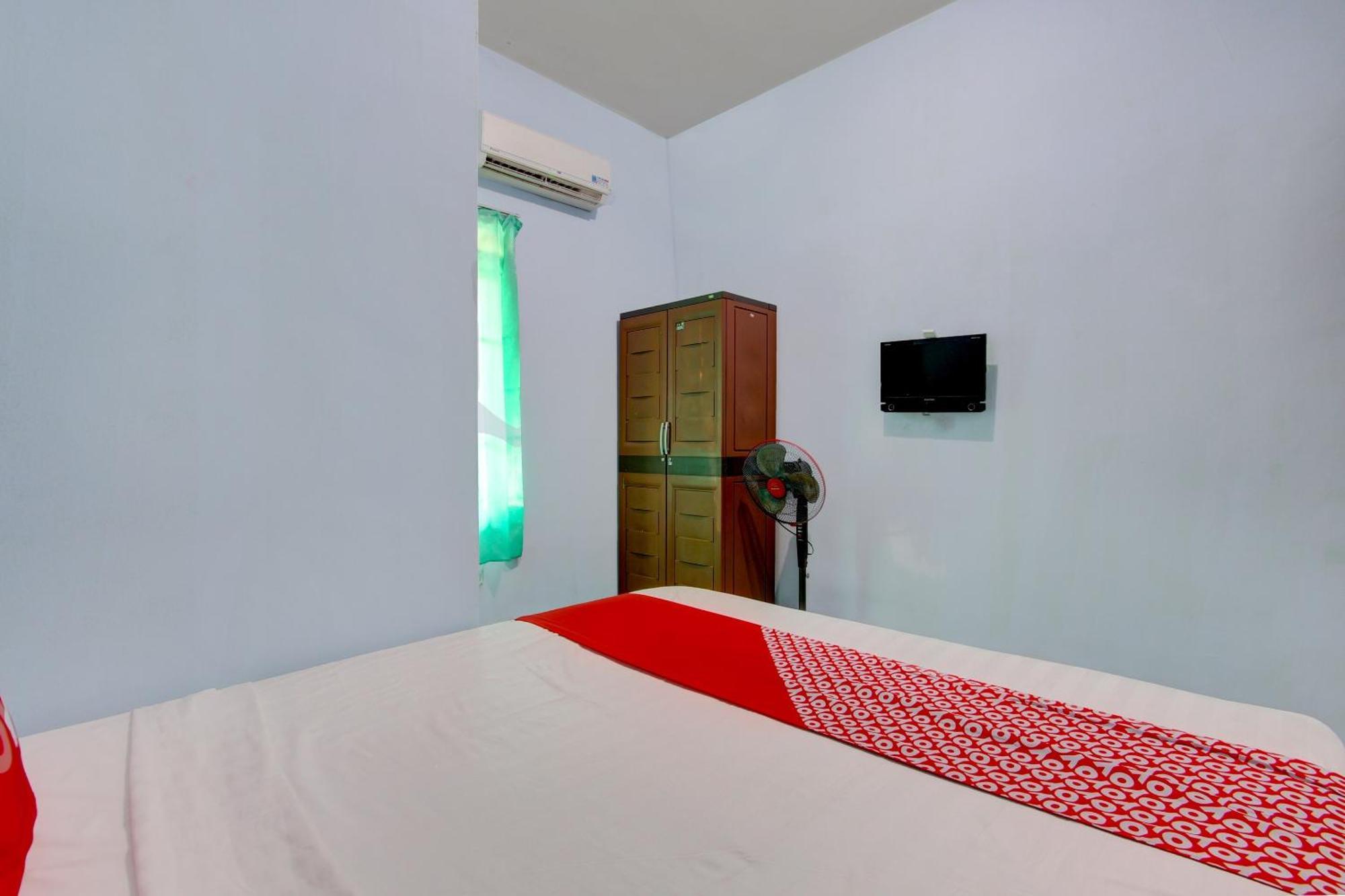 Super Oyo 93012 Griya Kencana Asri Syariah Lawean Εξωτερικό φωτογραφία